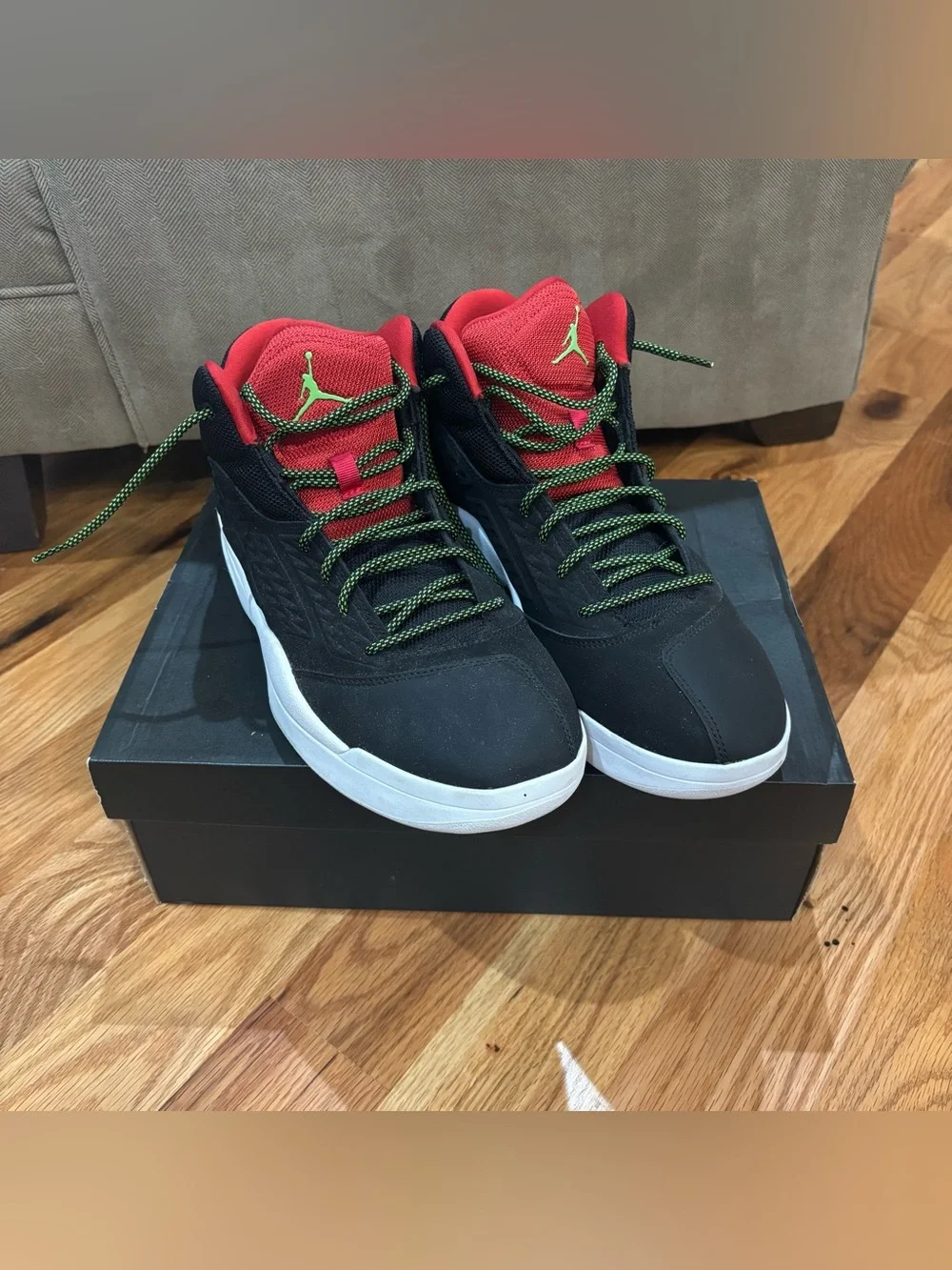 Mens Nike Jordans New School (768901-013) Black, Red & Green Size 12 W/ Box